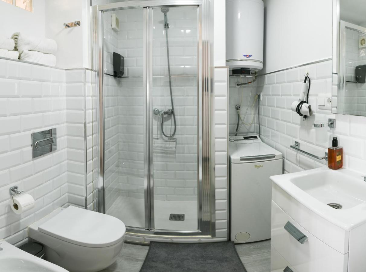 Apartamento A Un Paso Del Mar Malaga Exterior photo